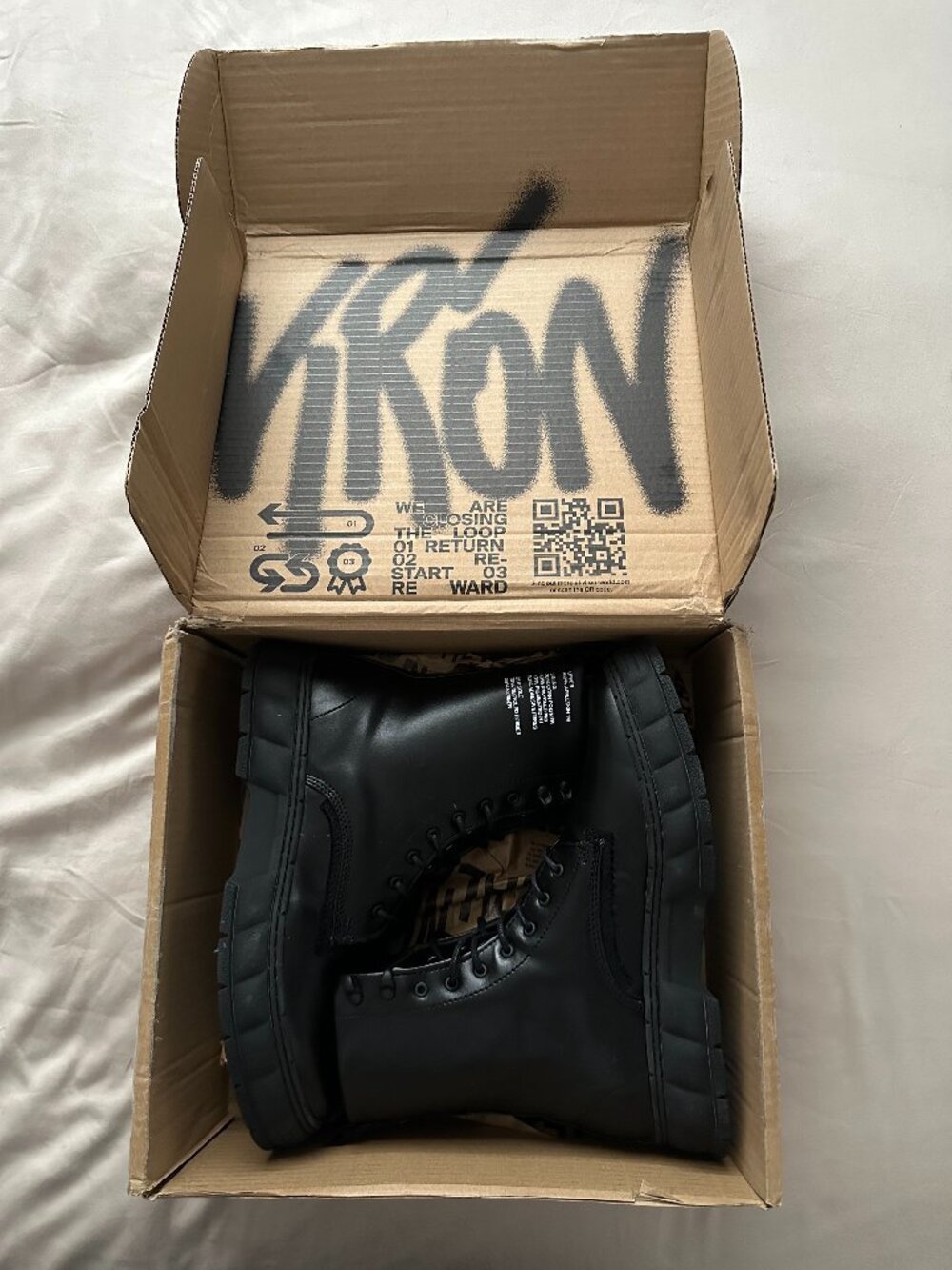 Virón 1992 Appleskin combat boots